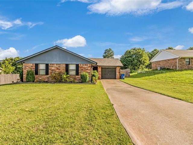 House for sale in Choctaw, Oklahoma