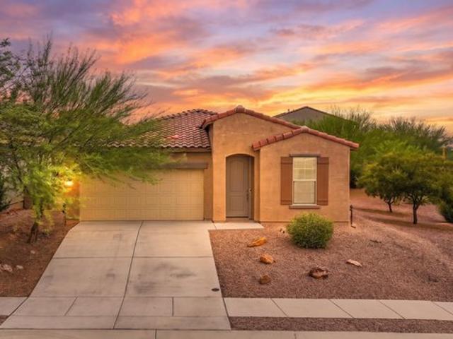 House for sale in Vail, Arizona