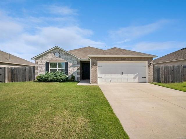 House for sale in Collinsville, Tulsa County