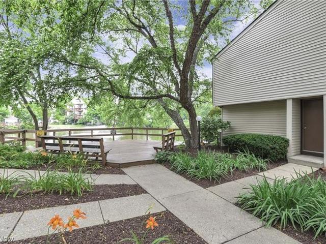 Condo for sale in Westlake, Ohio