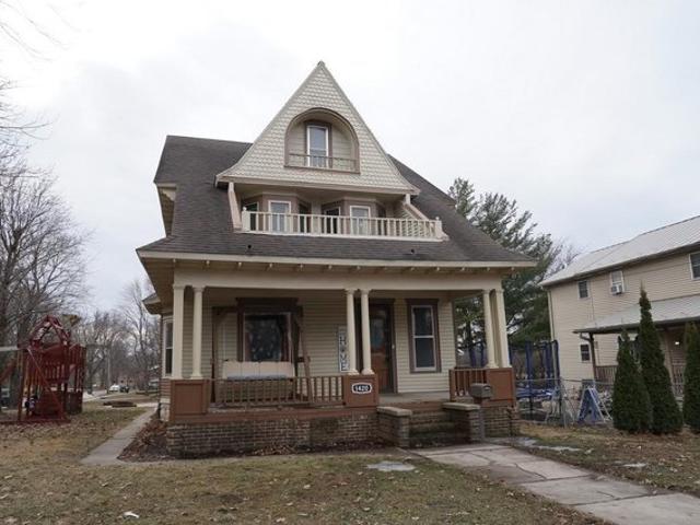 House for sale in Charles City, Iowa