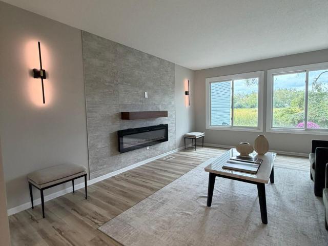 Townhouse for sale in Anoka, Anoka County