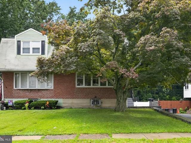 Townhouse for sale in Delco, Pennsylvania