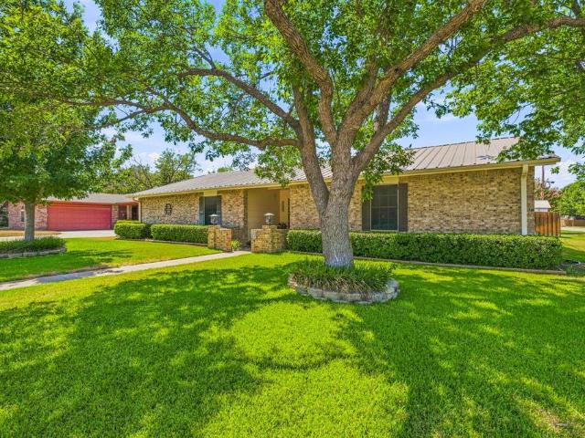 House for sale in De Young, Texas