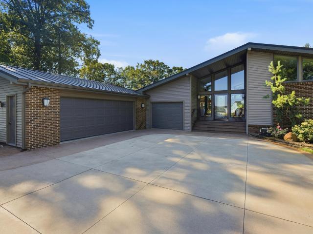 House for sale in Kendallville, Indiana
