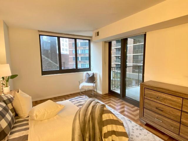 Condo for sale in Philadelphia, Pennsylvania