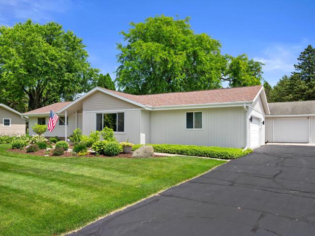 House for sale in Hubertus, Wisconsin