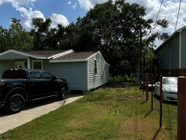 House for sale in West Columbia, Texas