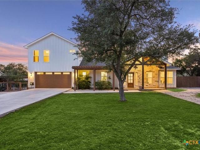 House for sale in Fischer, Texas