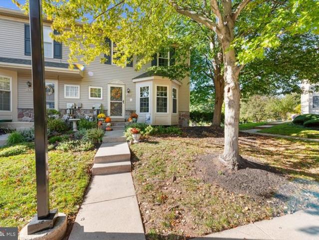 Townhouse for sale in Phoenixville, Chester County