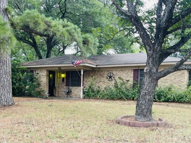 House for sale in Navarro, Texas