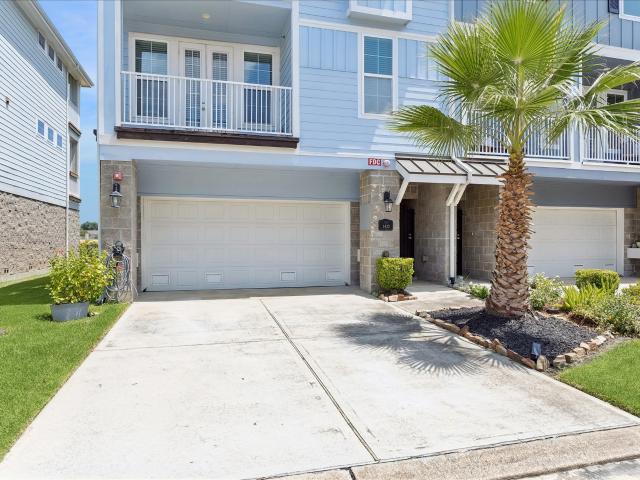 Townhouse for sale in League City, Texas