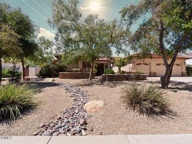 House for sale in Litchfield Park, Arizona