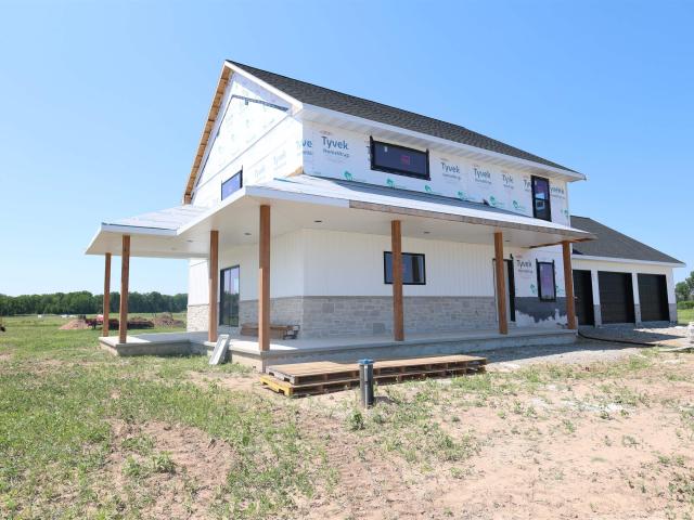 House for sale in Suamico, Wisconsin