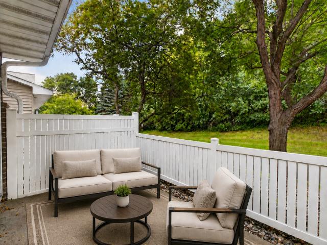 Townhouse for sale in Burnsville, Minnesota