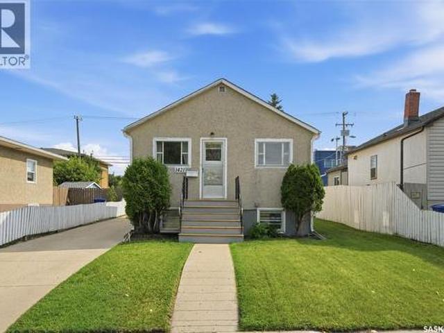 House for sale in Saskatoon, Saskatchewan