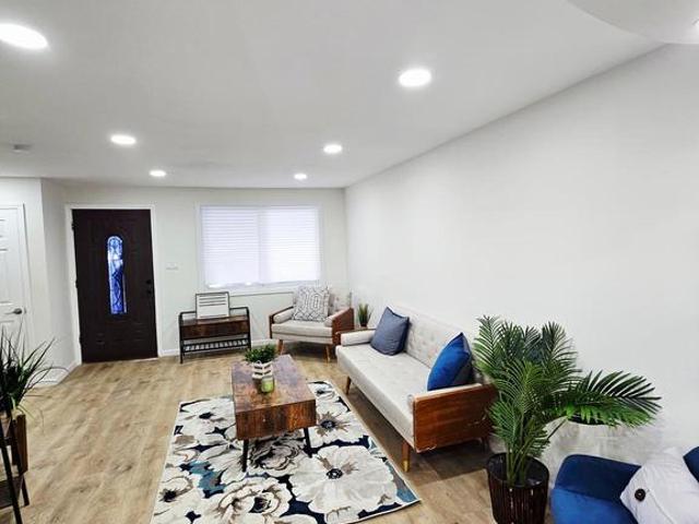 Townhouse for sale in Camden
