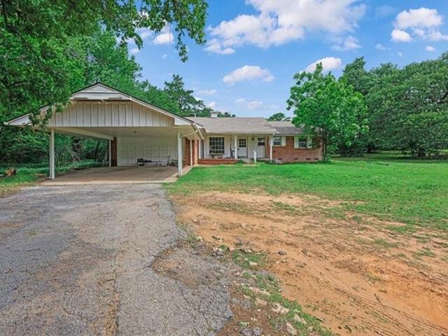 House for sale in Edmond, Oklahoma