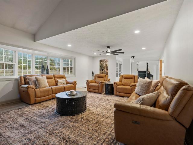 House for sale in Edwards, Russellville