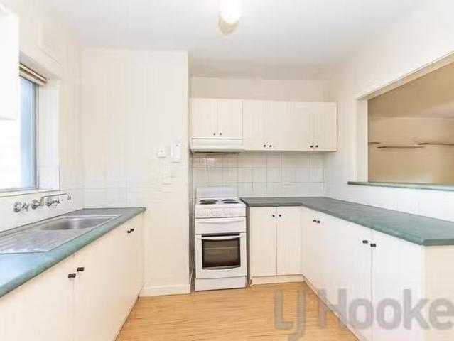 House for rent in Calista, Western Australia