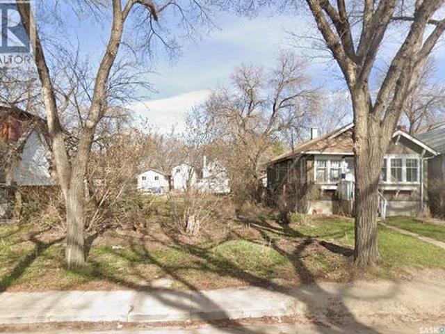 Land for sale in Washington Park, Regina