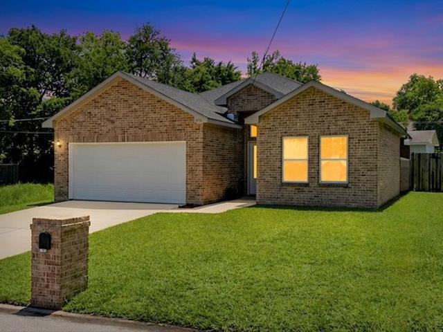House for sale in Hunt, Texas
