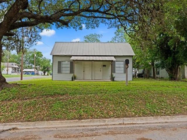 House for sale in Tivy, Kerrville