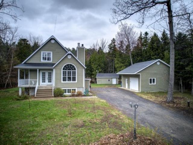 House for sale in Sainte-julienne, Quebec