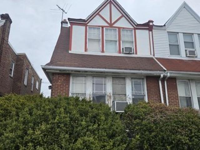 Townhouse for sale in Northeast Philadelphia, Philadelphia