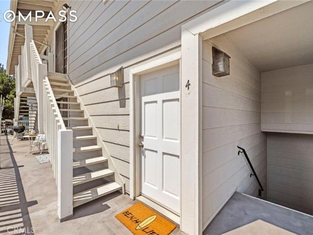 Townhouse for sale in Newport Beach