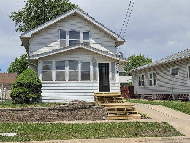 House for sale in Waterloo, Iowa