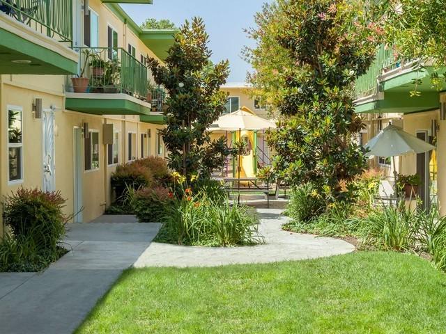 Apartment for rent in Baldwin Park, Los Angeles County