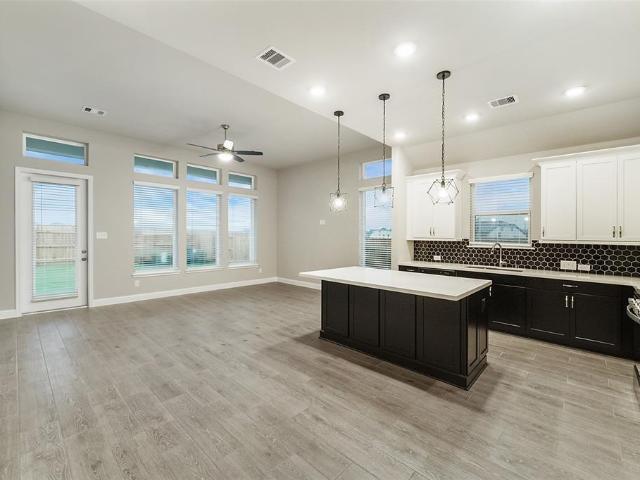 Townhouse for sale in Willis