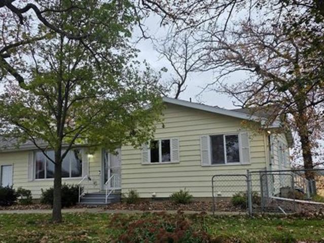 House for sale in Albert Lea, Freeborn County