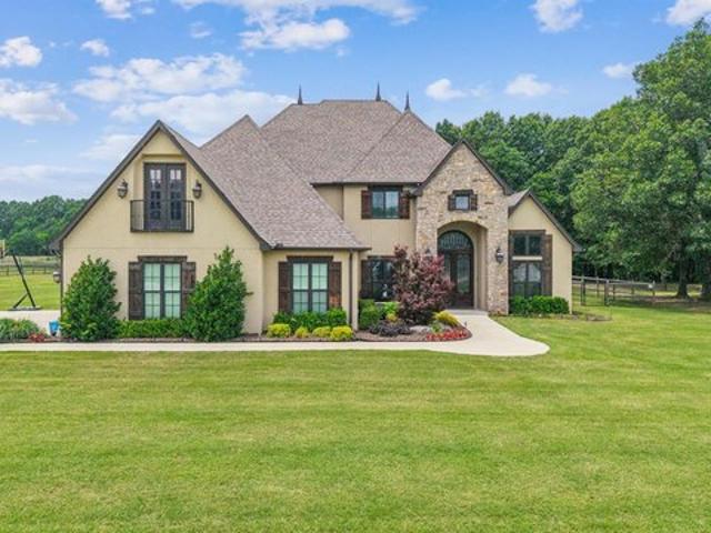 House for sale in Coweta, Oklahoma
