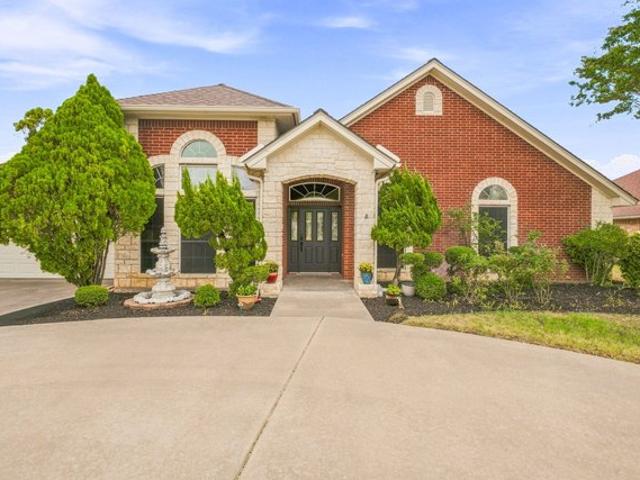 House for sale in Stephenville, Texas