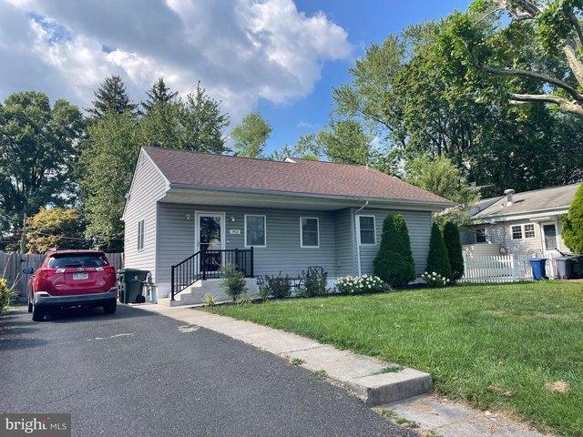 House for sale in Rydal, Pennsylvania