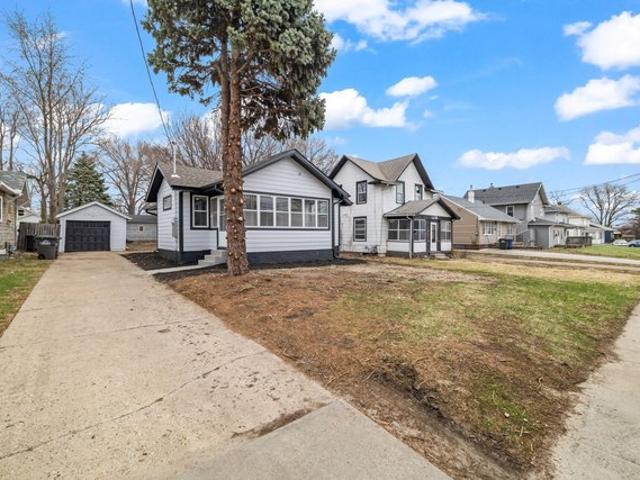 House for sale in Des Moines, Iowa