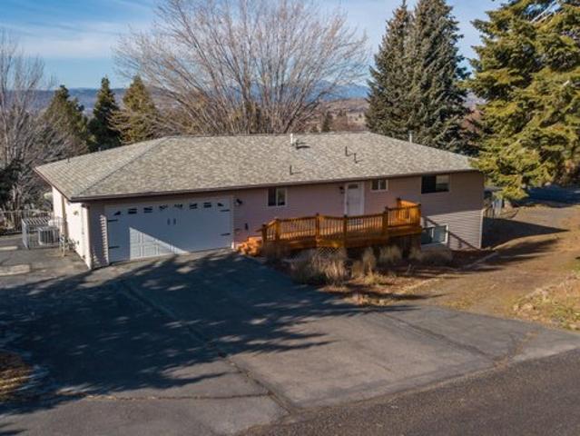 House for sale in Oregonia