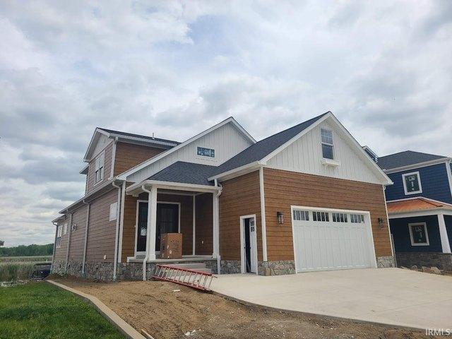 House for sale in Syracuse, Indiana