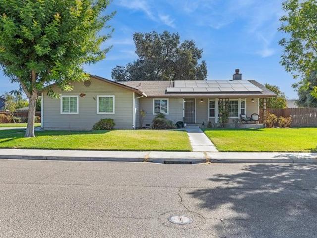 House for sale in Newman, California