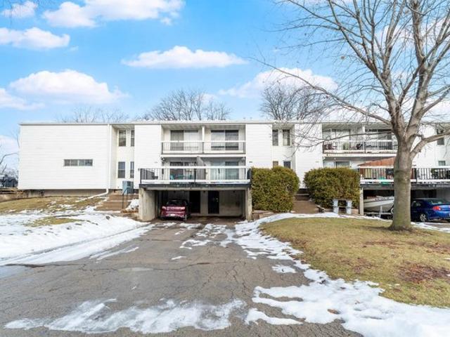 Condo for sale in Oshkosh, Wisconsin