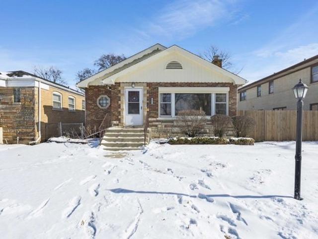 House for sale in Riverdale, Illinois
