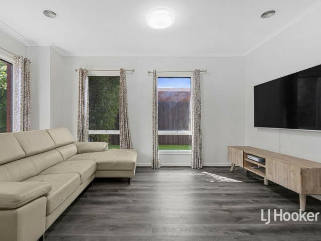 Townhouse for rent in Camerons Creek, Victoria