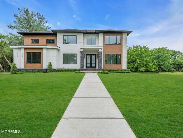 House for sale in Toms River