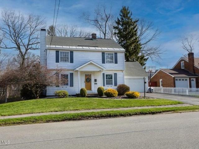 House for sale in Schenectady, New York