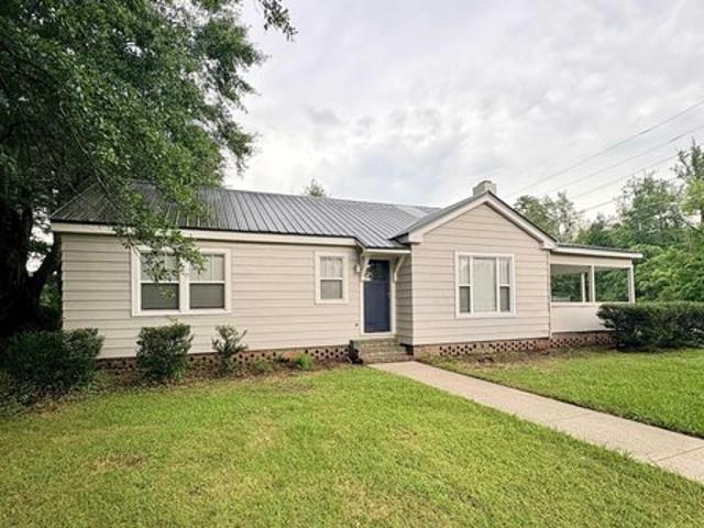 House for sale in Brewton, Alabama