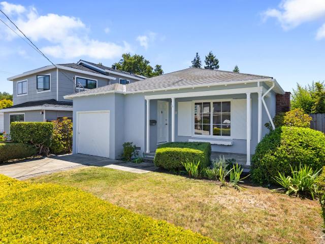 House for sale in San Carlos