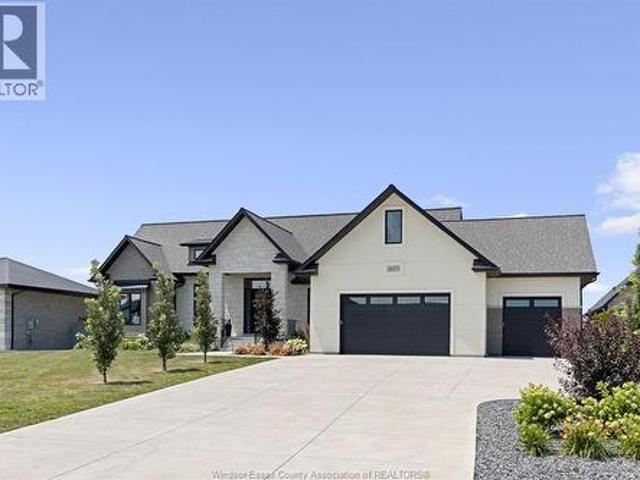 House for sale in Lakeshore, Ontario