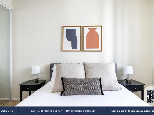 Apartment for rent in Canoga Park, California